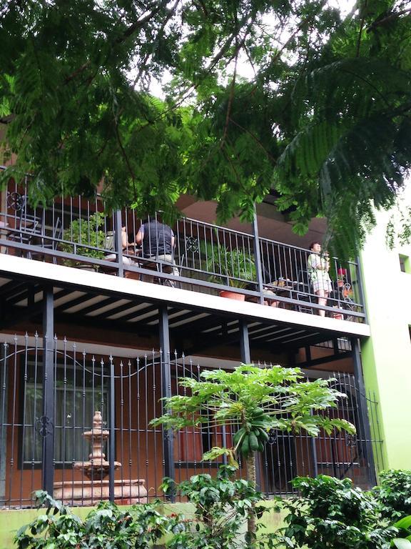 Melrost Airport Bed & Breakfast Alajuela Exterior foto